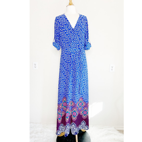 Express | Roll Tab Button Down Belted Maxi Dress - Picture 3 of 10